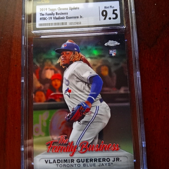 Vladimir Guerrero Jr family business insert Holo RC CSG 9.5 - Picture 1 of 2